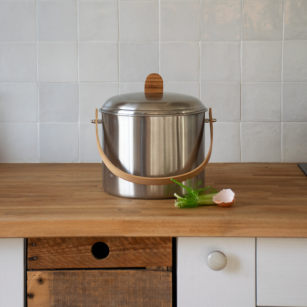 Indoor Stainless Steel Compost Bucket with Odor Filter - 7 L