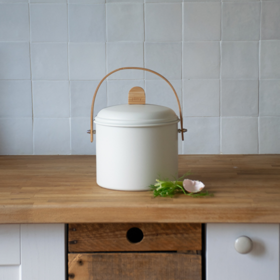 Indoor Steel Compost Bucket with Odor Filter - 3.5 L