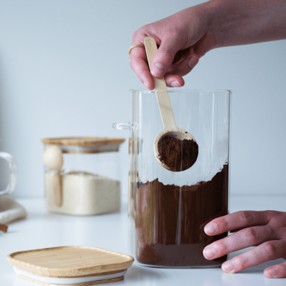 Boîte de Conservation Carrée en Verre avec Cuillère à Doser intégrée