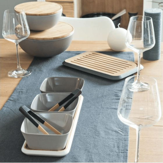 Aperitif-Set: 3 Schalen Und Tablett
