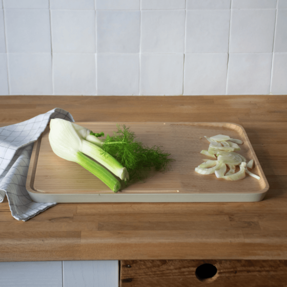 Slanted Bamboo Cutting Board - Cream Border