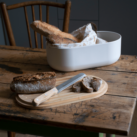 Brotkasten-Set Mit Deckel/Schneidebrett, Messer & Brottasche.
