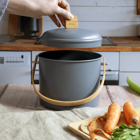 Indoor Steel Compost Bucket with Odor Filter - 3.5 L