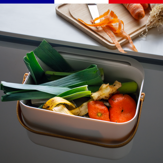 Coffret Compost : Seau en plastique recyclé + Filtres + Bio Sacs